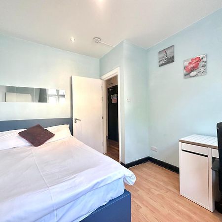 Kings Cross Guest House Лондон Экстерьер фото