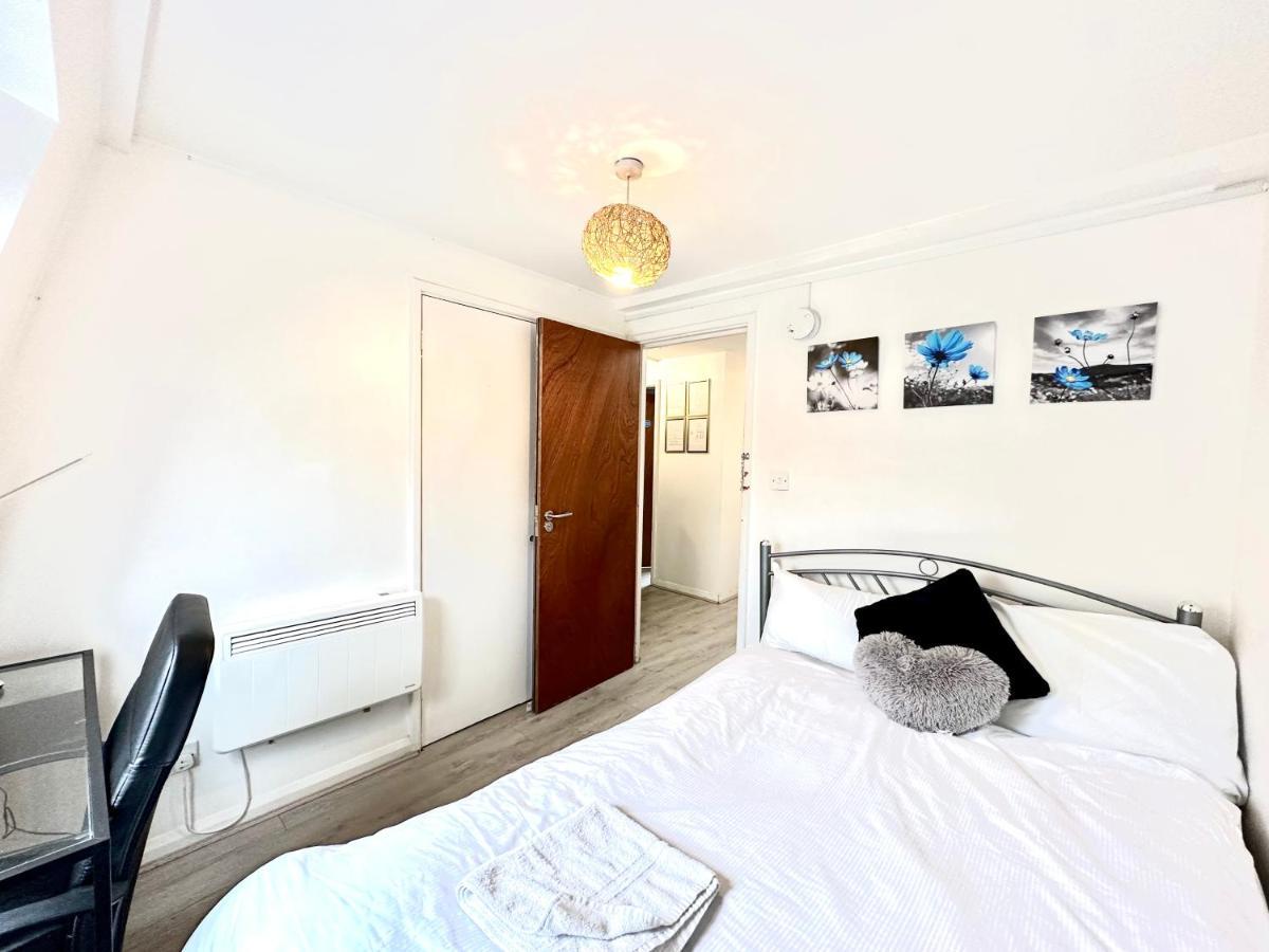 Kings Cross Guest House Лондон Экстерьер фото