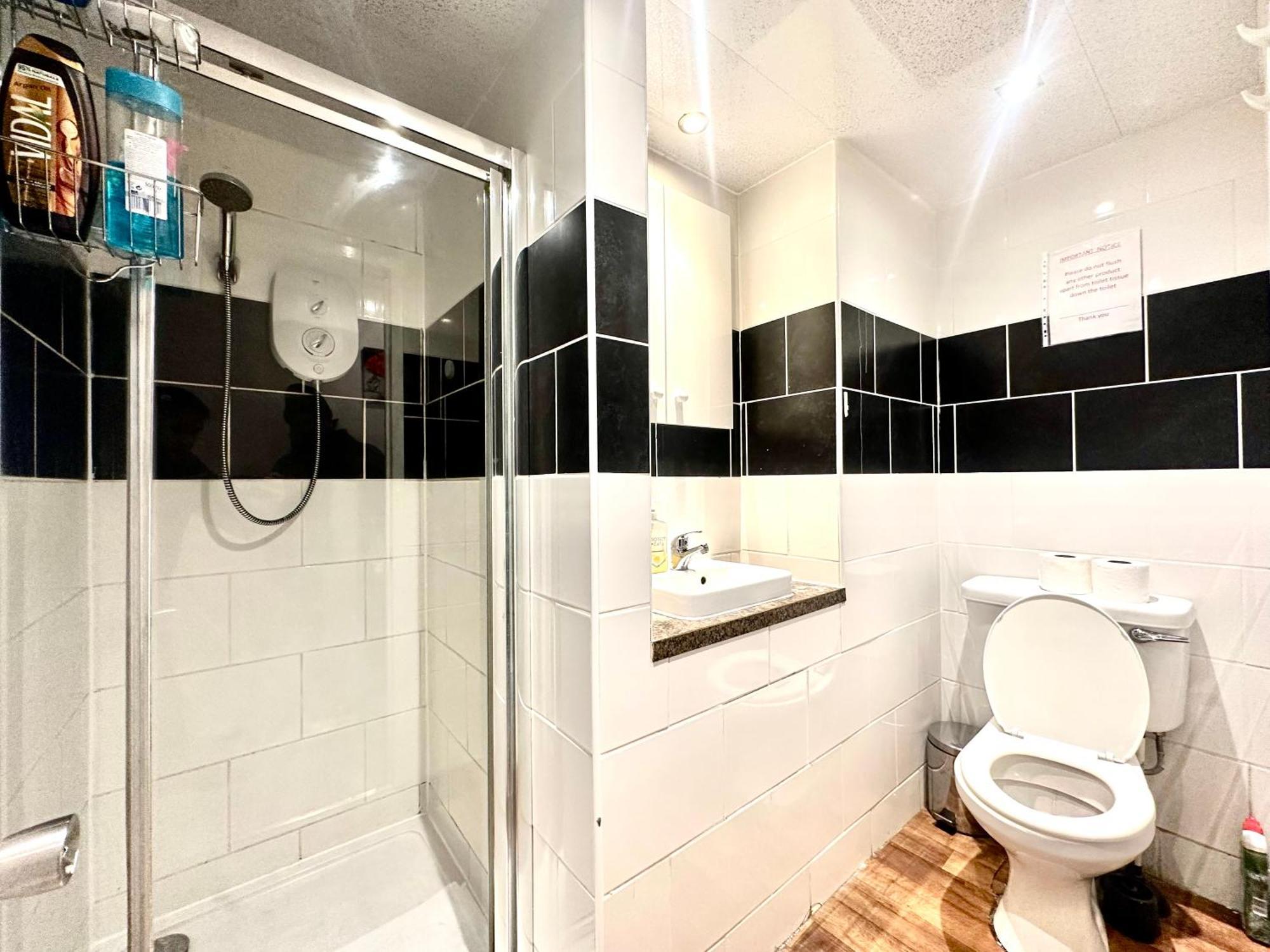 Kings Cross Guest House Лондон Экстерьер фото
